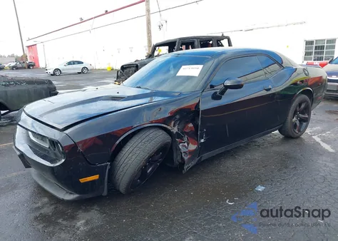 2013 Dodge Challenger Sxt z USA, uszkodzony, nr VIN 2C3CDYAG5DH641615